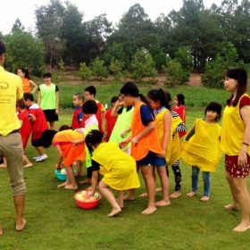 Hoạt động vui chơi trong buổi dã ngoại